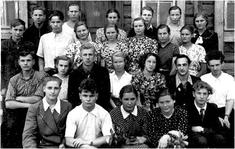 Выпускники 10-а класса 1956 года
