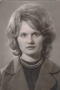 Ежкова Тамара Алексеевна.(серебряная медаль) 1967 г.
