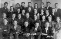 Выпускники 10 класса 1952 года