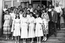 Выпускники 10-б класса 1981 года